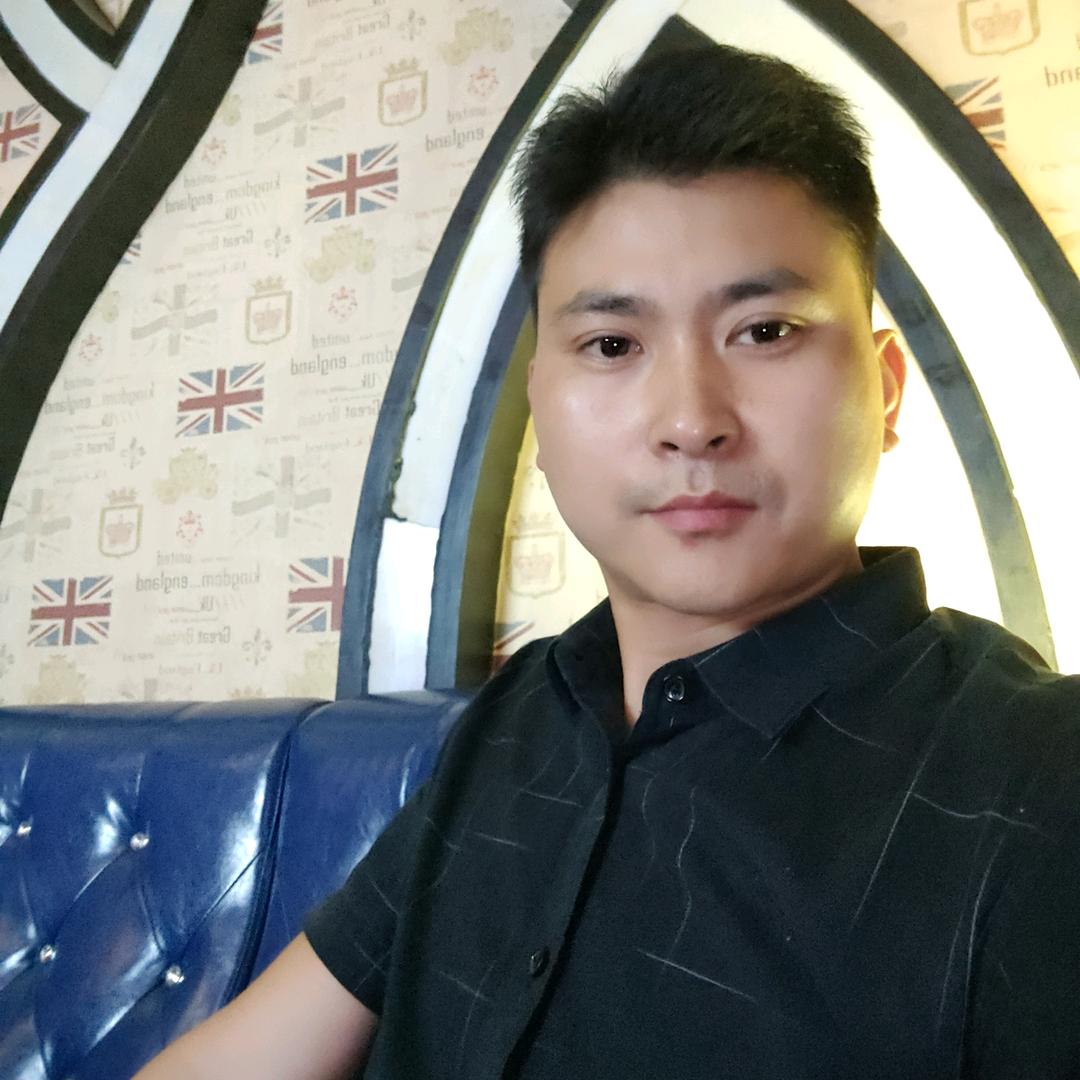 @辉
