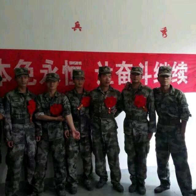 “”专业建房的小李”