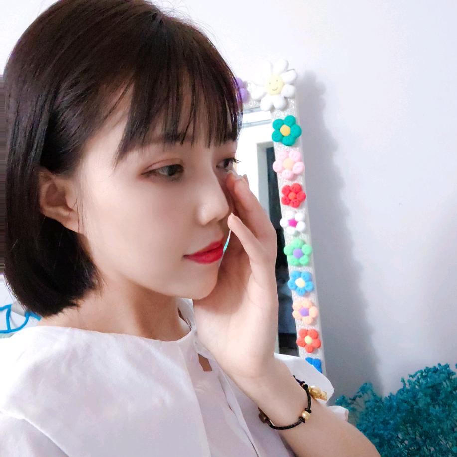 93年的小姐姐