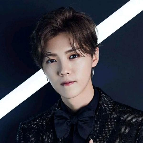 user4113359039495华，仔