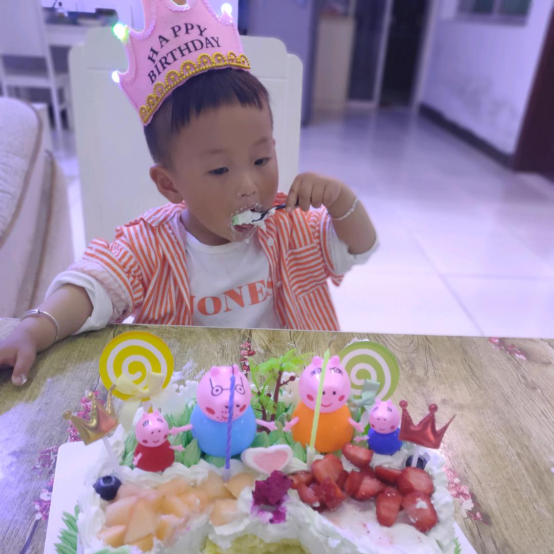 是轩宝吖！！