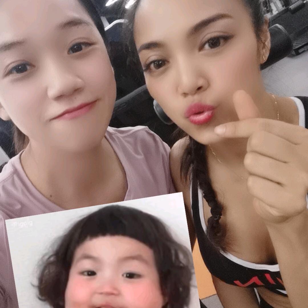 健身小姑娘