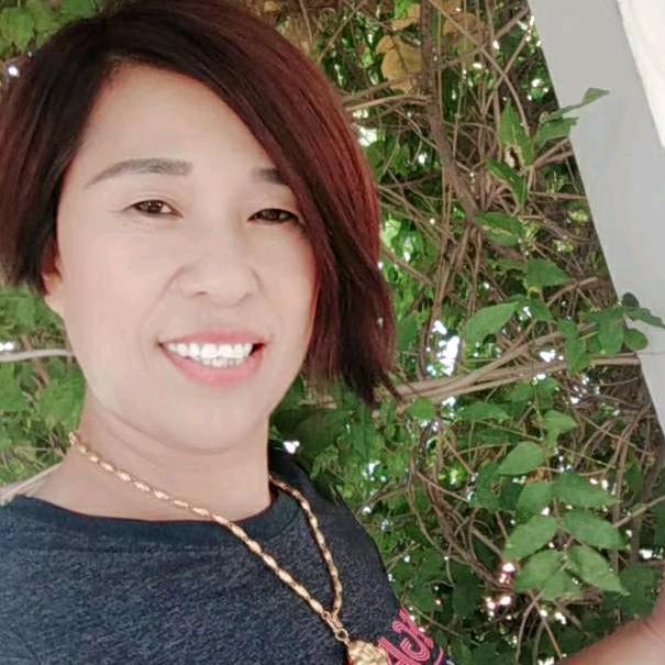 郸城县曹彩霞演艺(七屏大舞台)