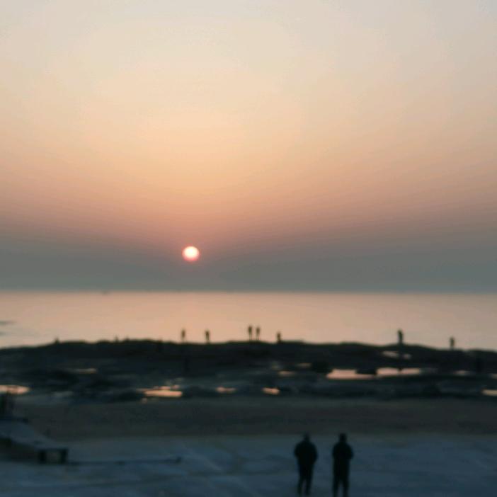玉儿赶海