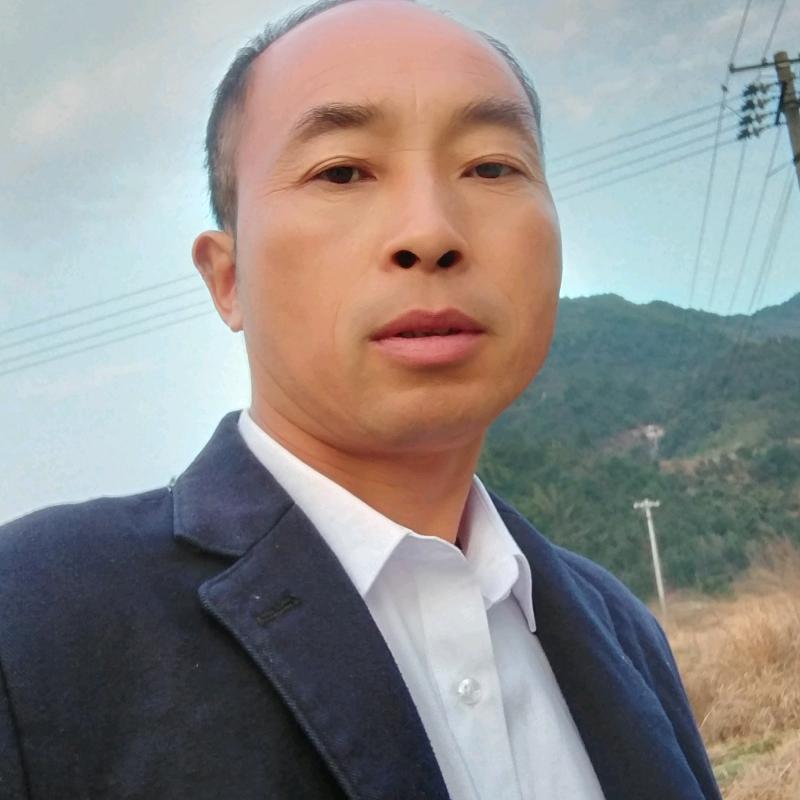 用心服务,传递笑脸。