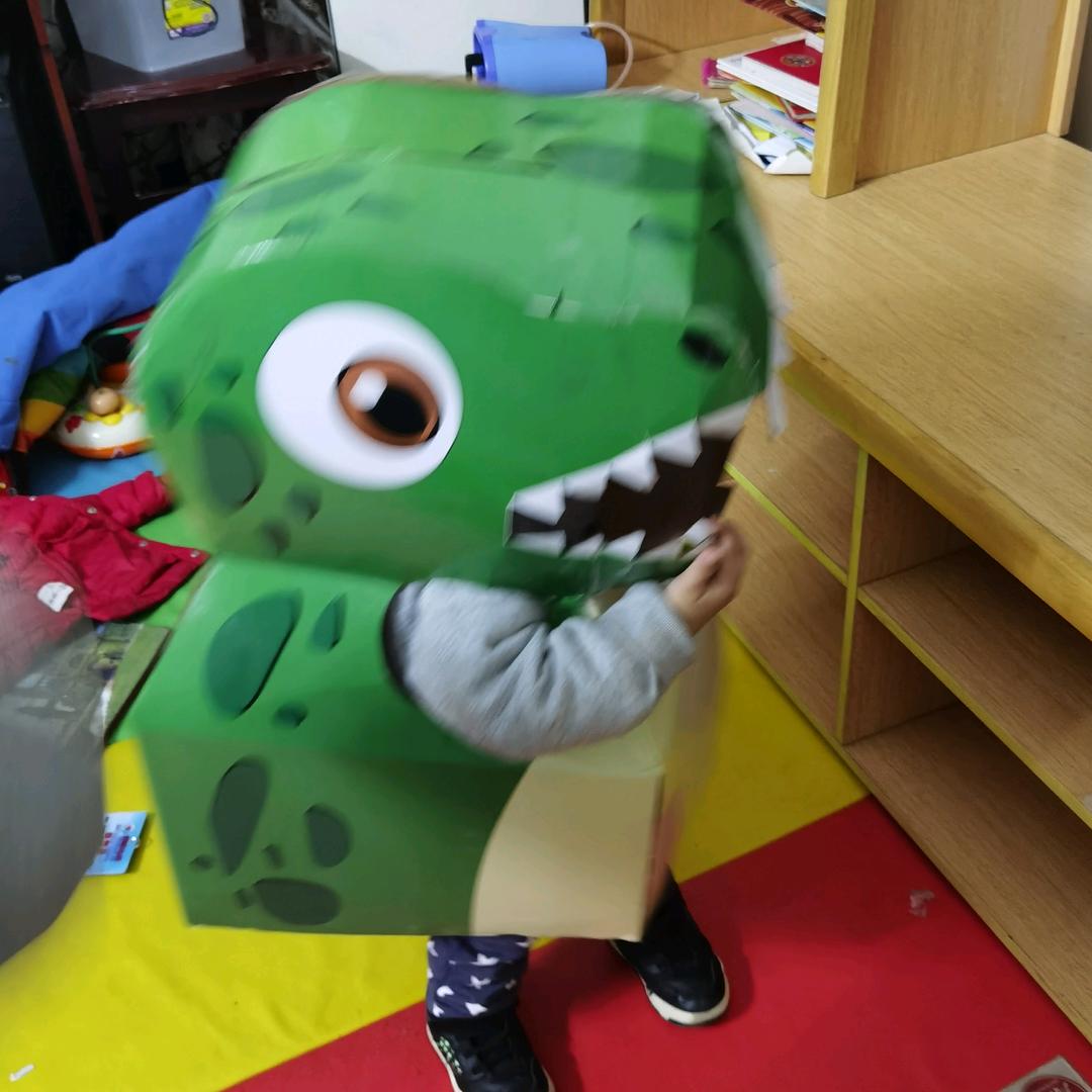 容容德