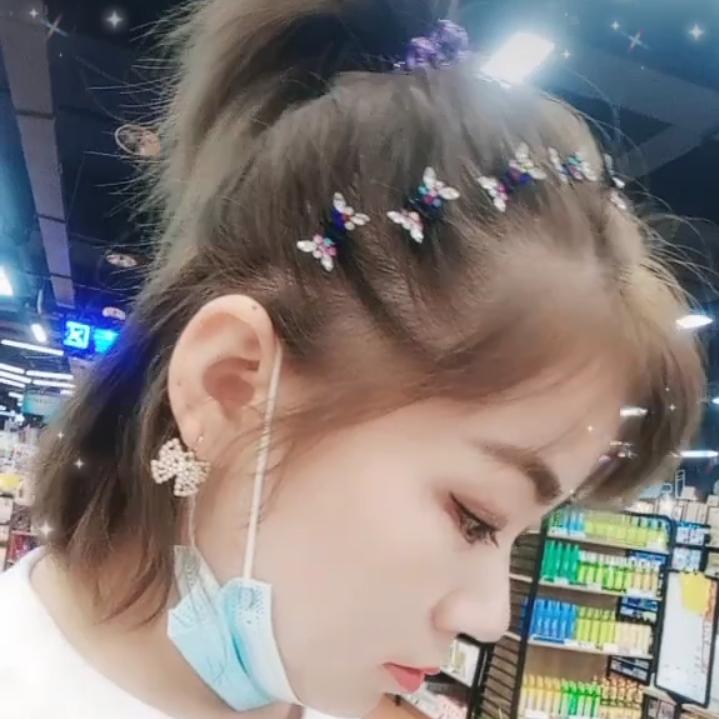 卖护肤品的珍珍