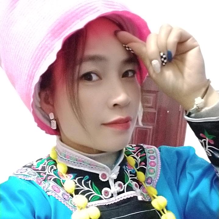 贵州苗族姑娘在凤阳