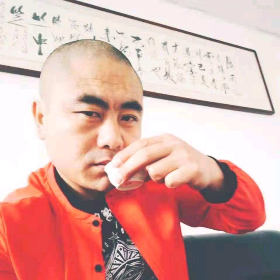 @富贵红桃三@
