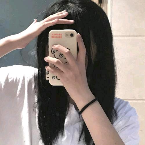 莉莉
