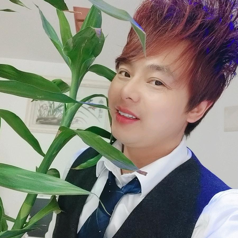 福泉忠平歌舞演艺传媒