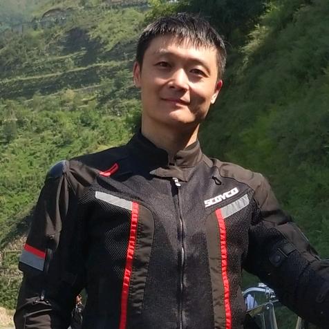 郑经哥玩车