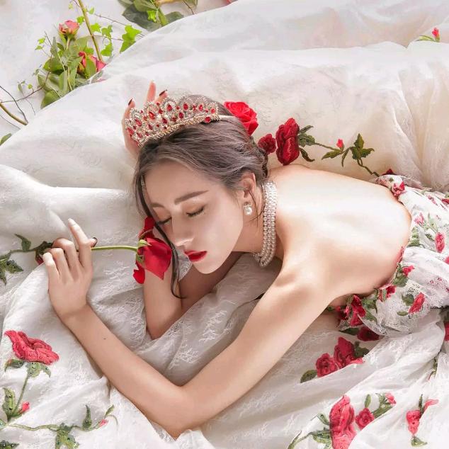 开心过好每一天🍂🌻🌺🌴