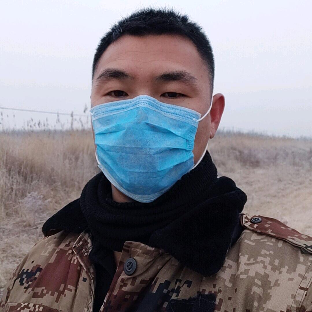 亮仔