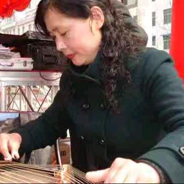 红岩上红梅开