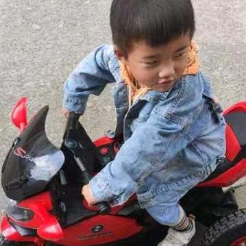 相依相伴永相随