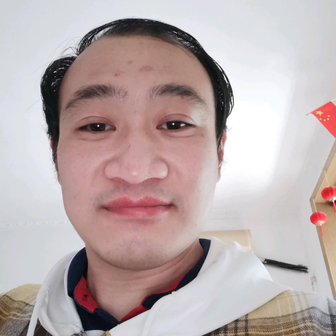 梁三美男