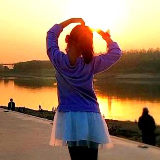 倩倩の👸头像
