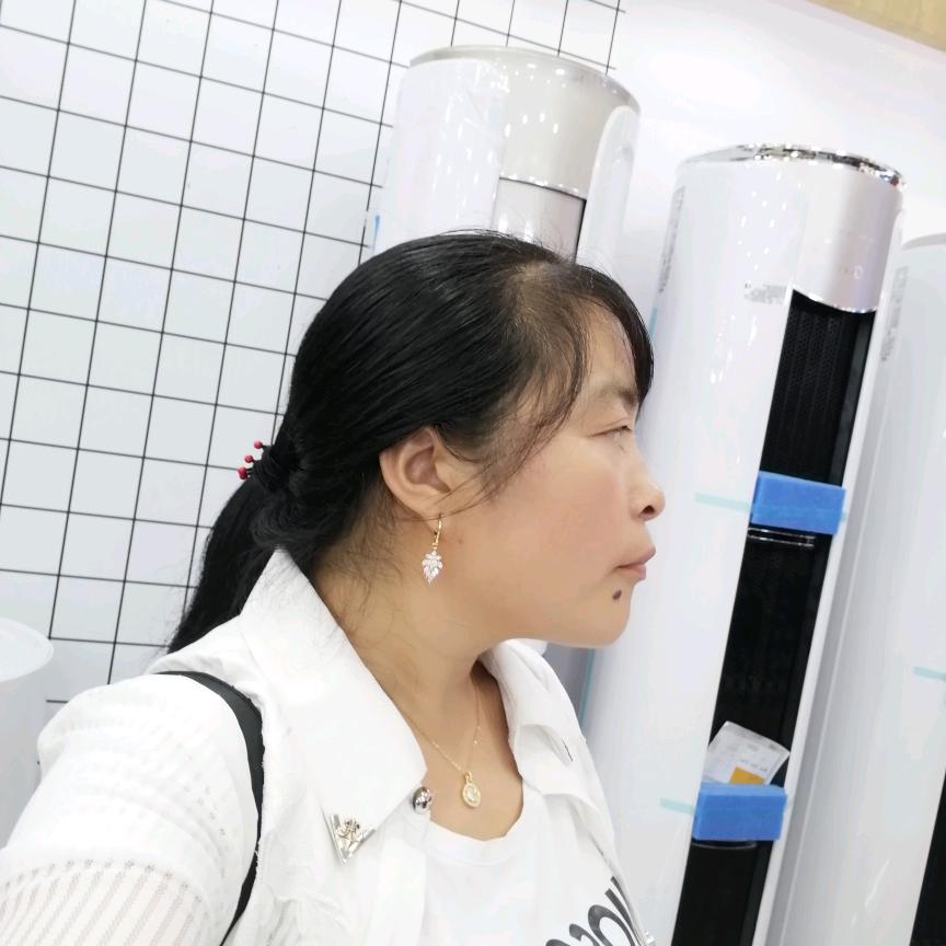 天使的微笑？吴学美