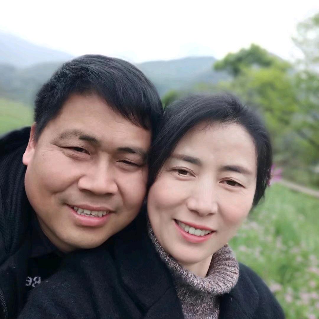 德兴绕二百德兰家具陈菊兰