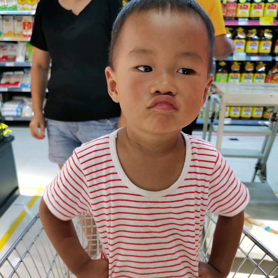 小若曦
