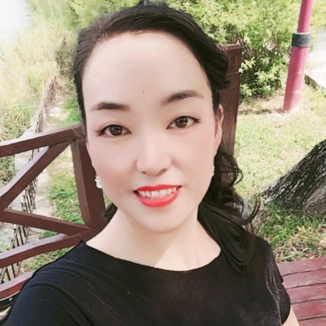 轻歌曼舞（晚6：10分）
