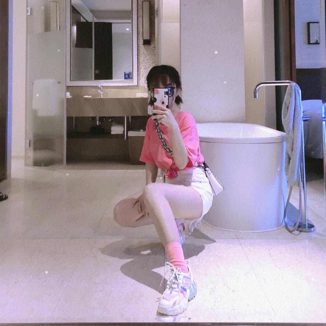 别低头👑皇冠会掉