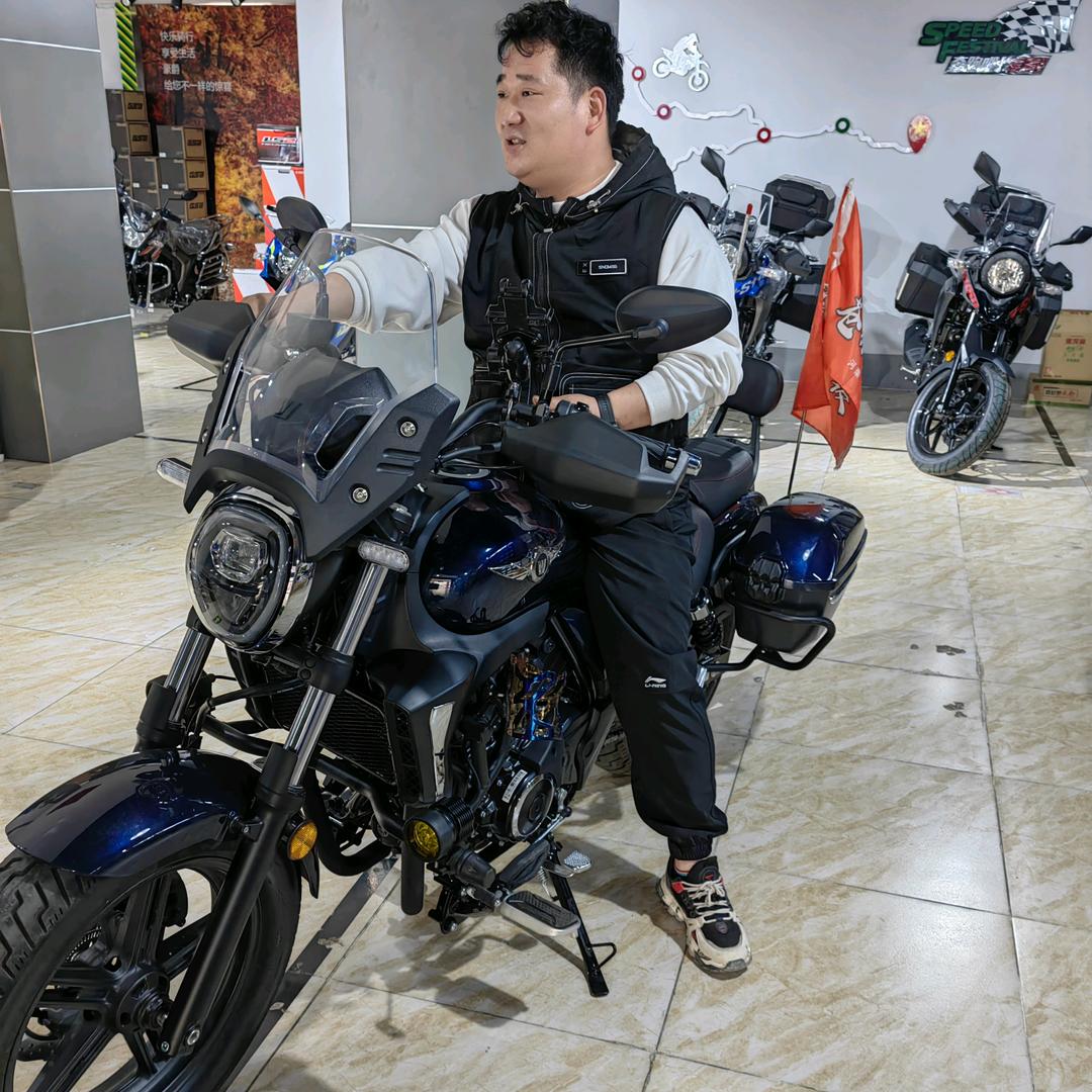 亮子黑八台球俱乐部