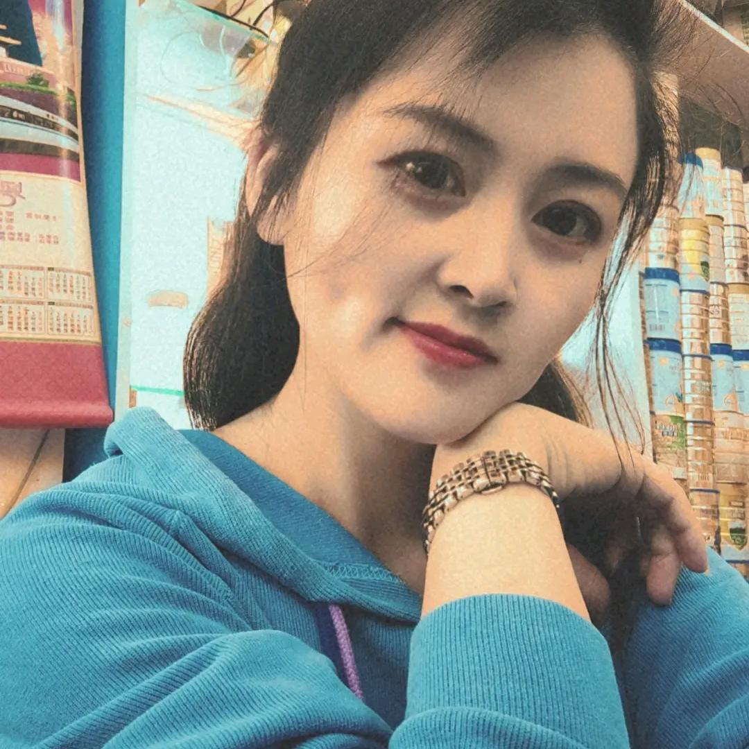 云儿飞飞