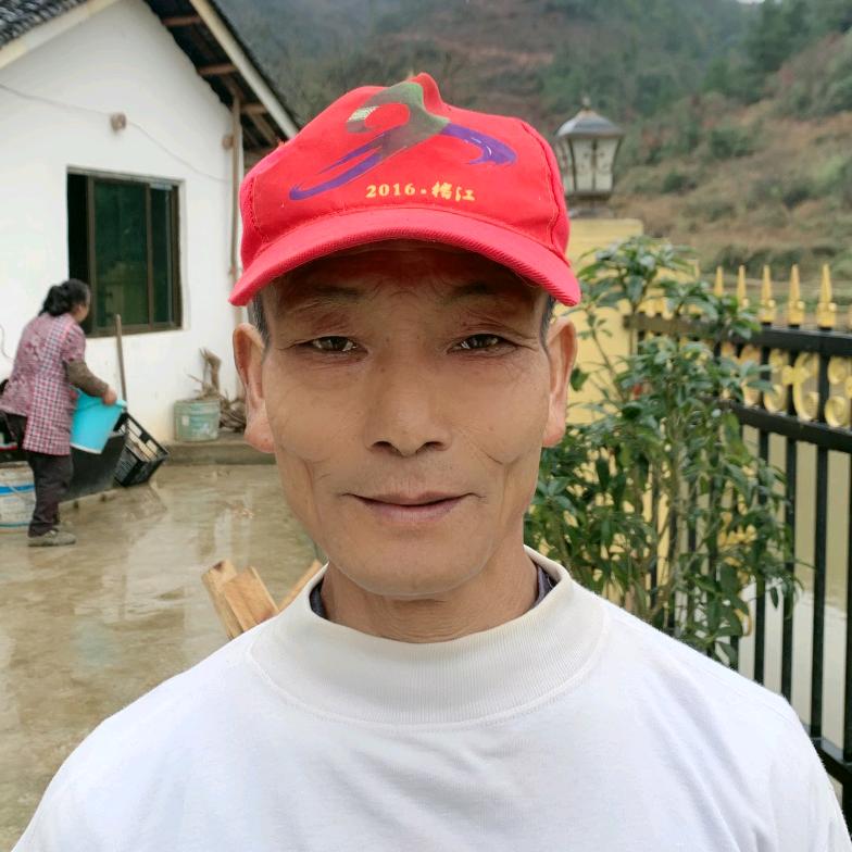 杨通成