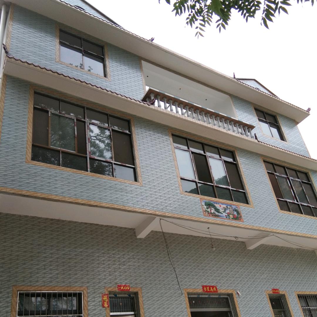 酒酒不忘烟烟一吸