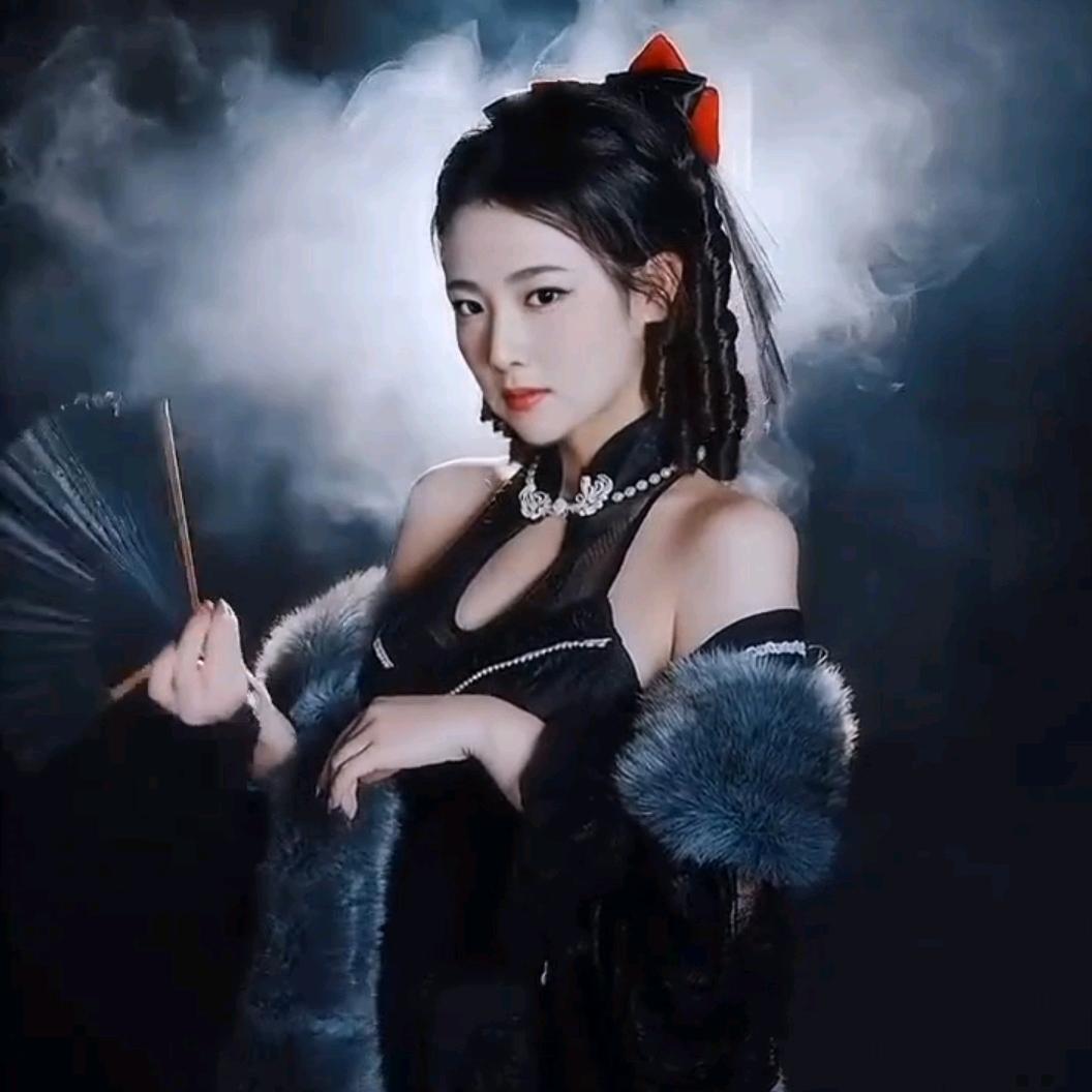 @玲吖