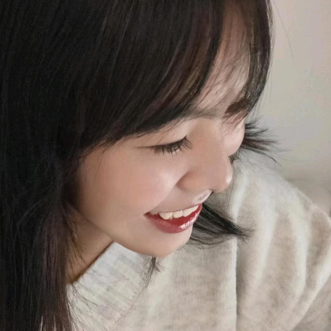 话唠小何