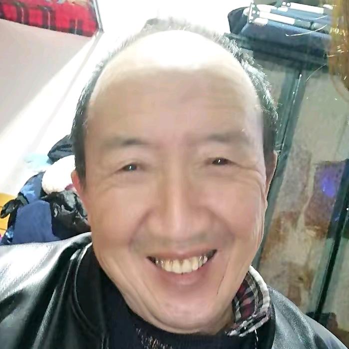 钱立云