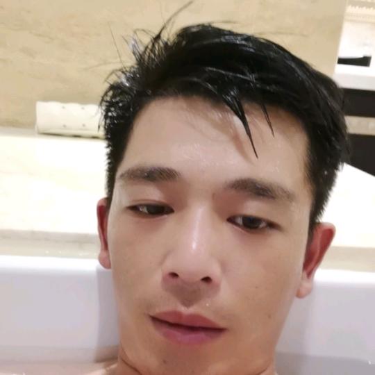 醉知酒濃，醒知夢空