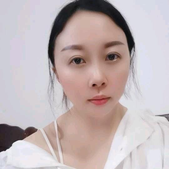 璃雨灼灼