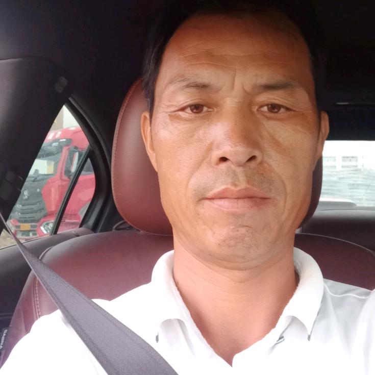 牛低头是为了吃草，人低头是为了挣钱