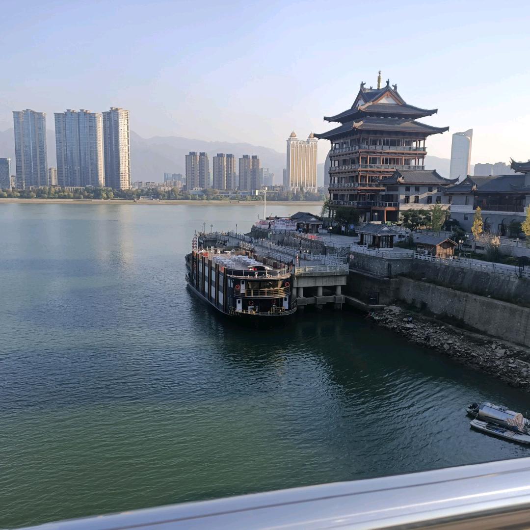 平易近人