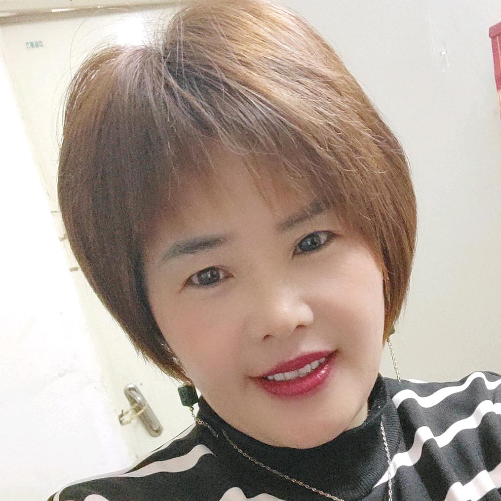 卖菜田姐，喜欢听情感歌曲