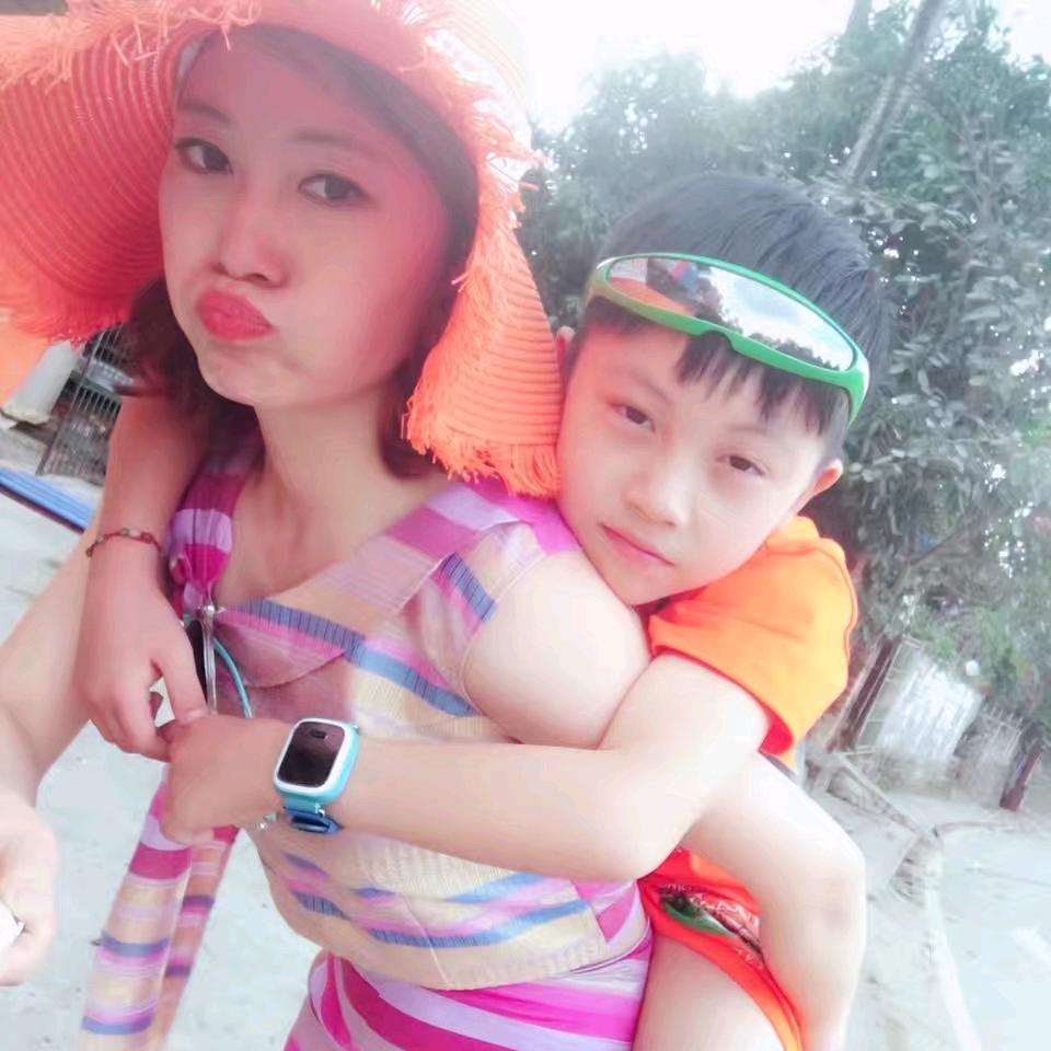 相差15岁的俩兄弟成长记