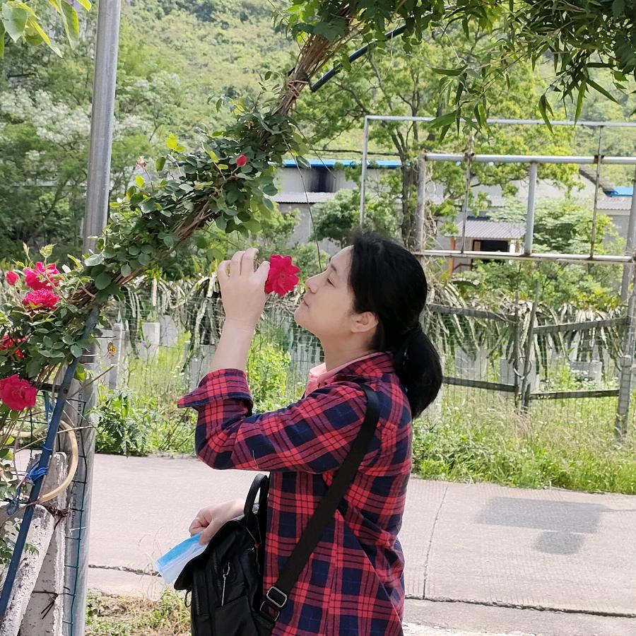 不服来装--美菱蒋丽荣