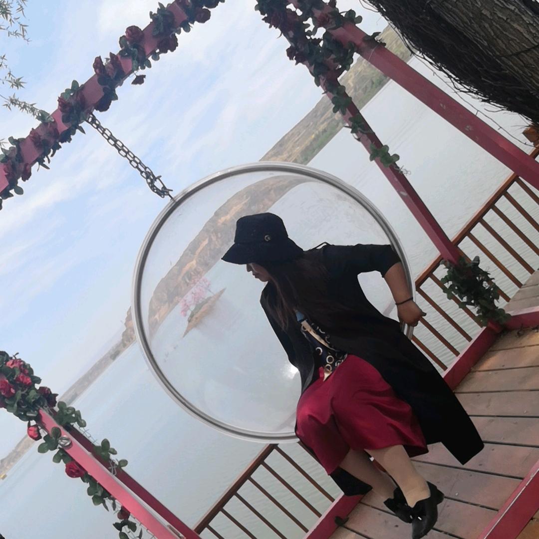 喝着烈酒唱情歌