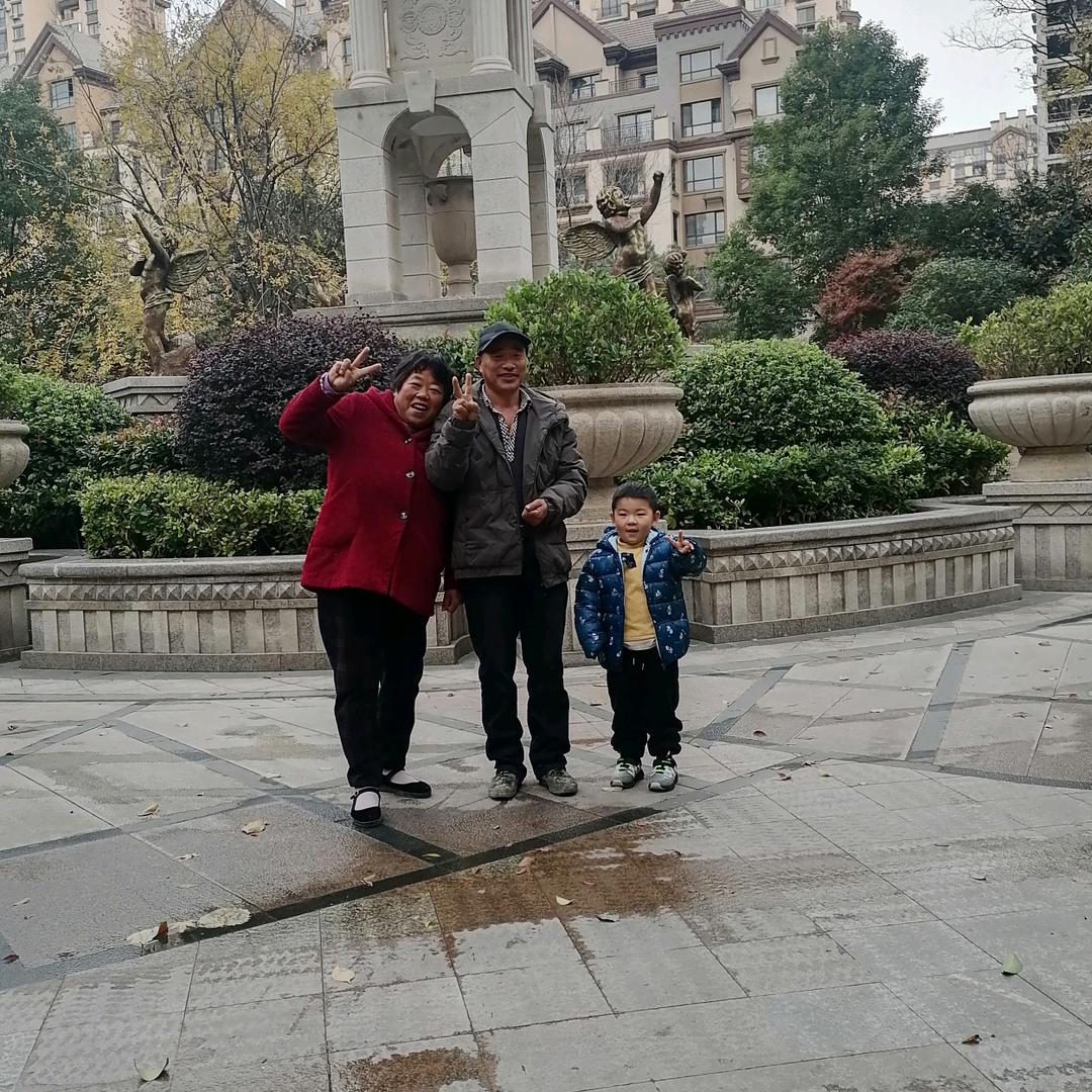 幸福的老头，潮庄殷庄