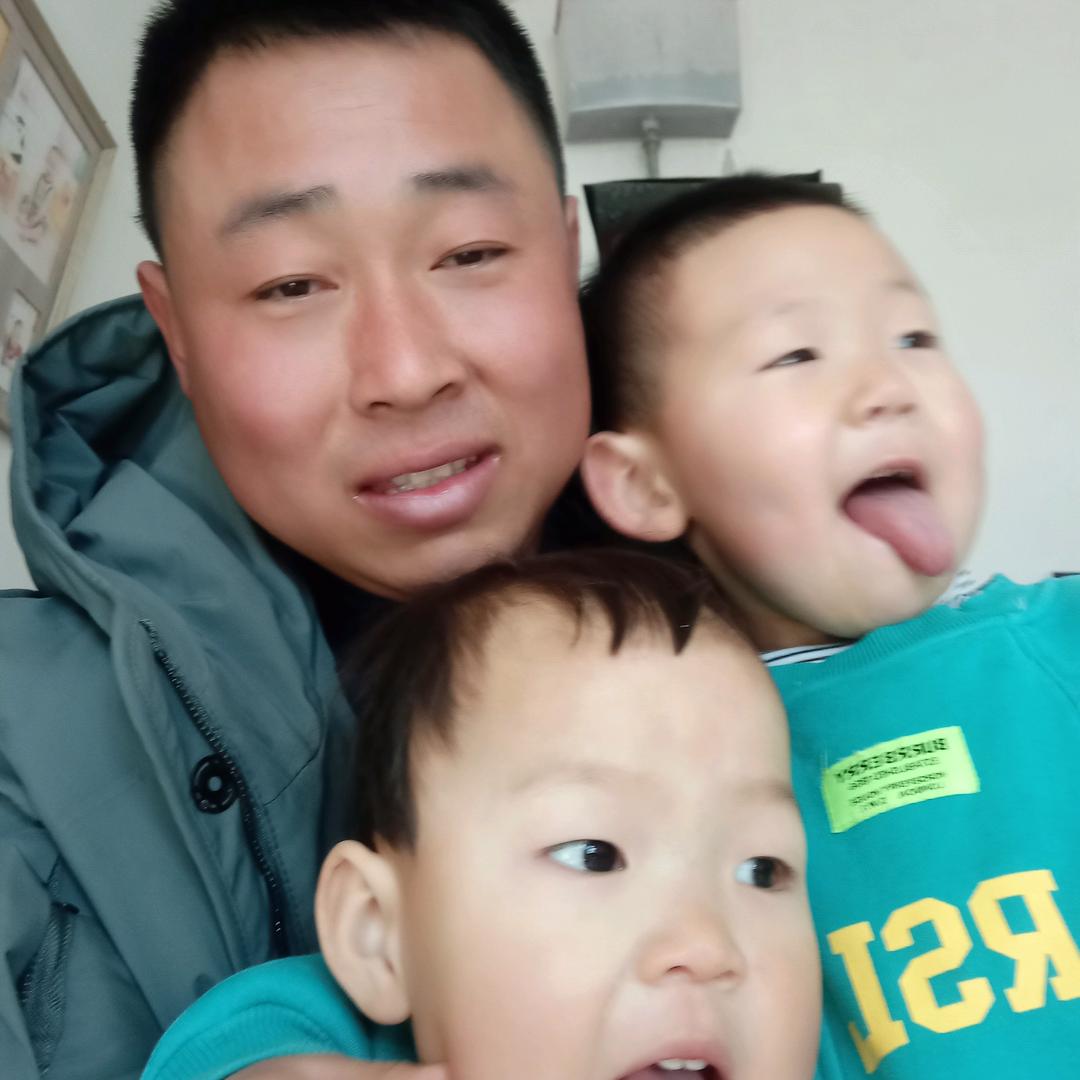 龙龙铲车出租