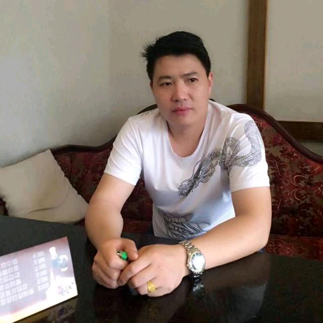 人怕没钱 情怕伤