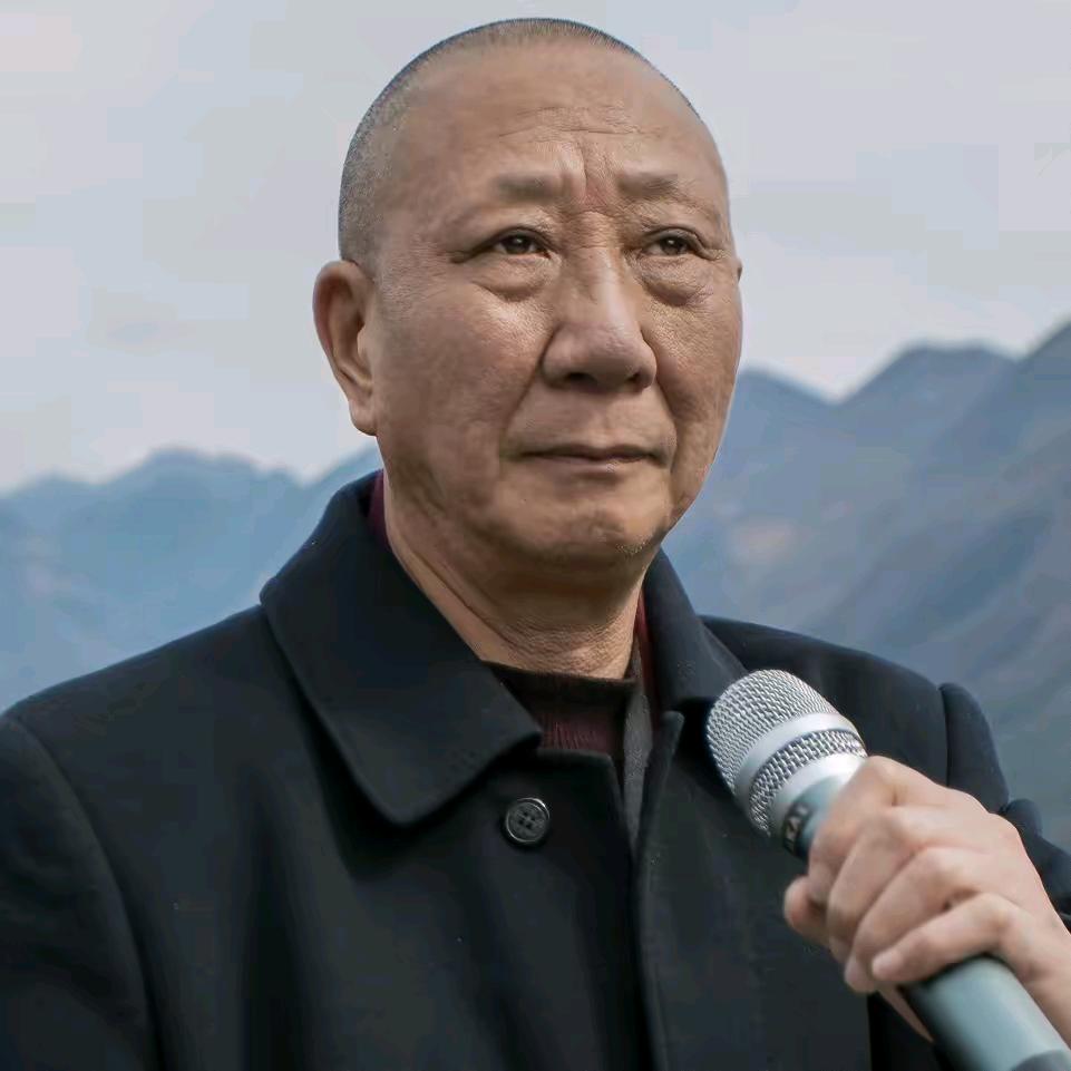 张老汉（助农团队）