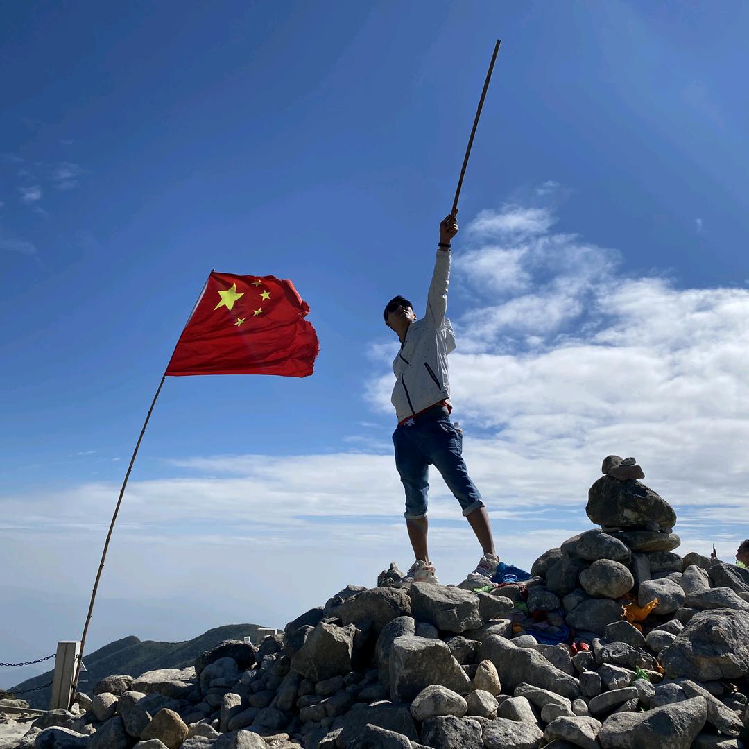 别怕，哥是好人