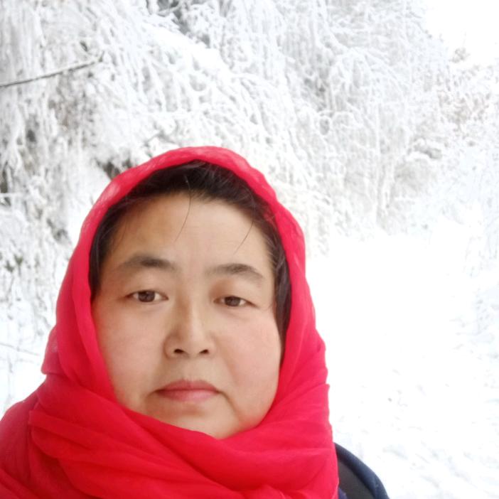 毛妮妮君子兰