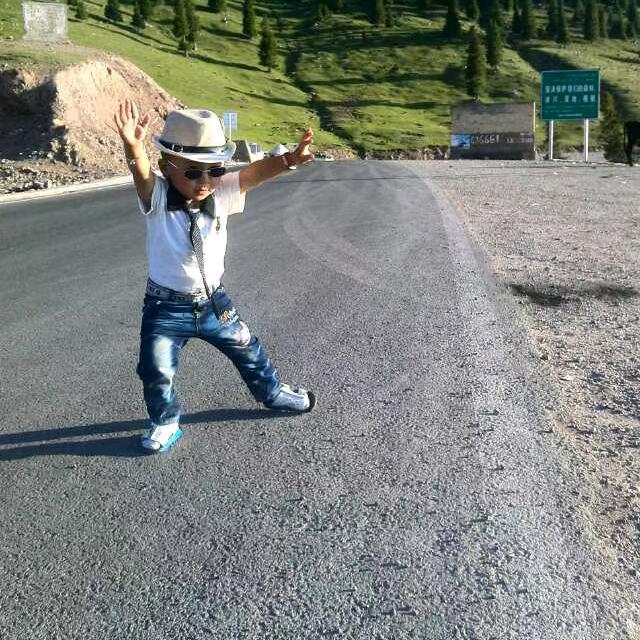 R👩‍❤️‍👨M