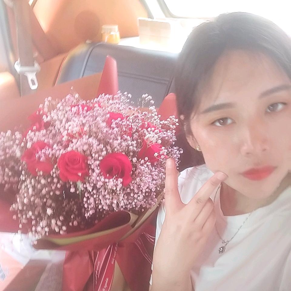 ♥(｡￫不念过往￩｡)♥